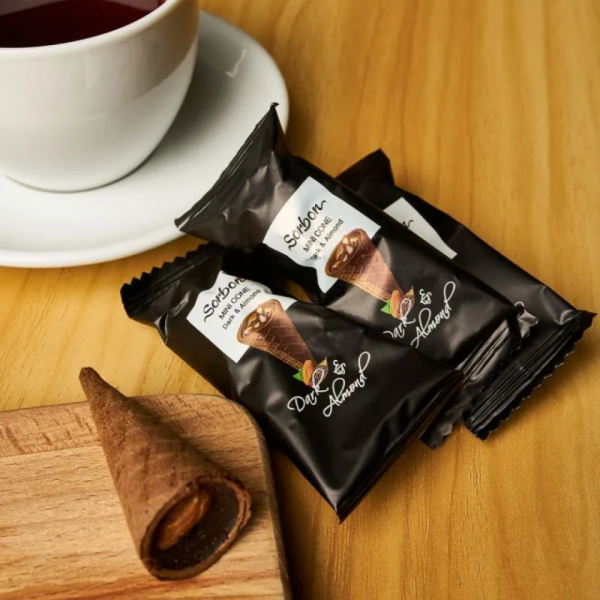 Конфеты Sorbon. Черный 200 гр., хрустящий мини-рожок миндаль и воздушные зерна
