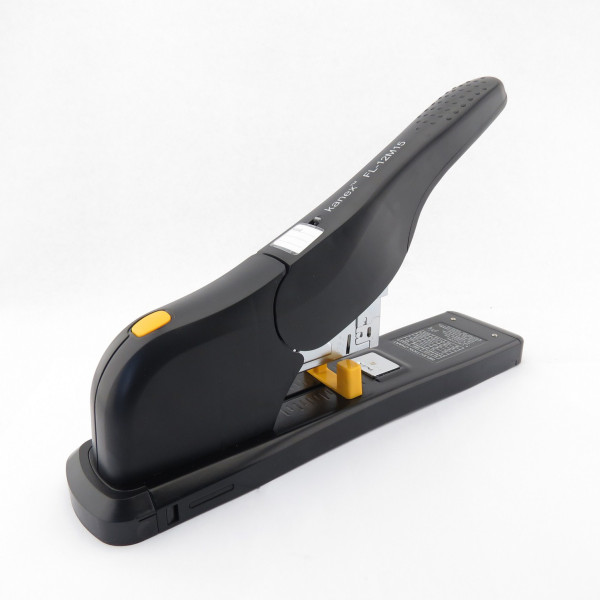 Степлер KANEX FL-12M15 на 140л., скоба №23/6-23/15, черный