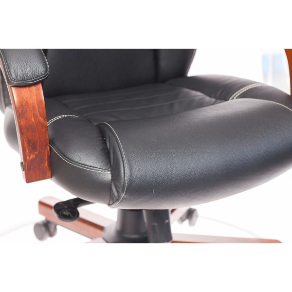 Кресло д/руководителя Бюрократ T-9923WALNUT нат. кожа, черный, крестов. металл/дерево